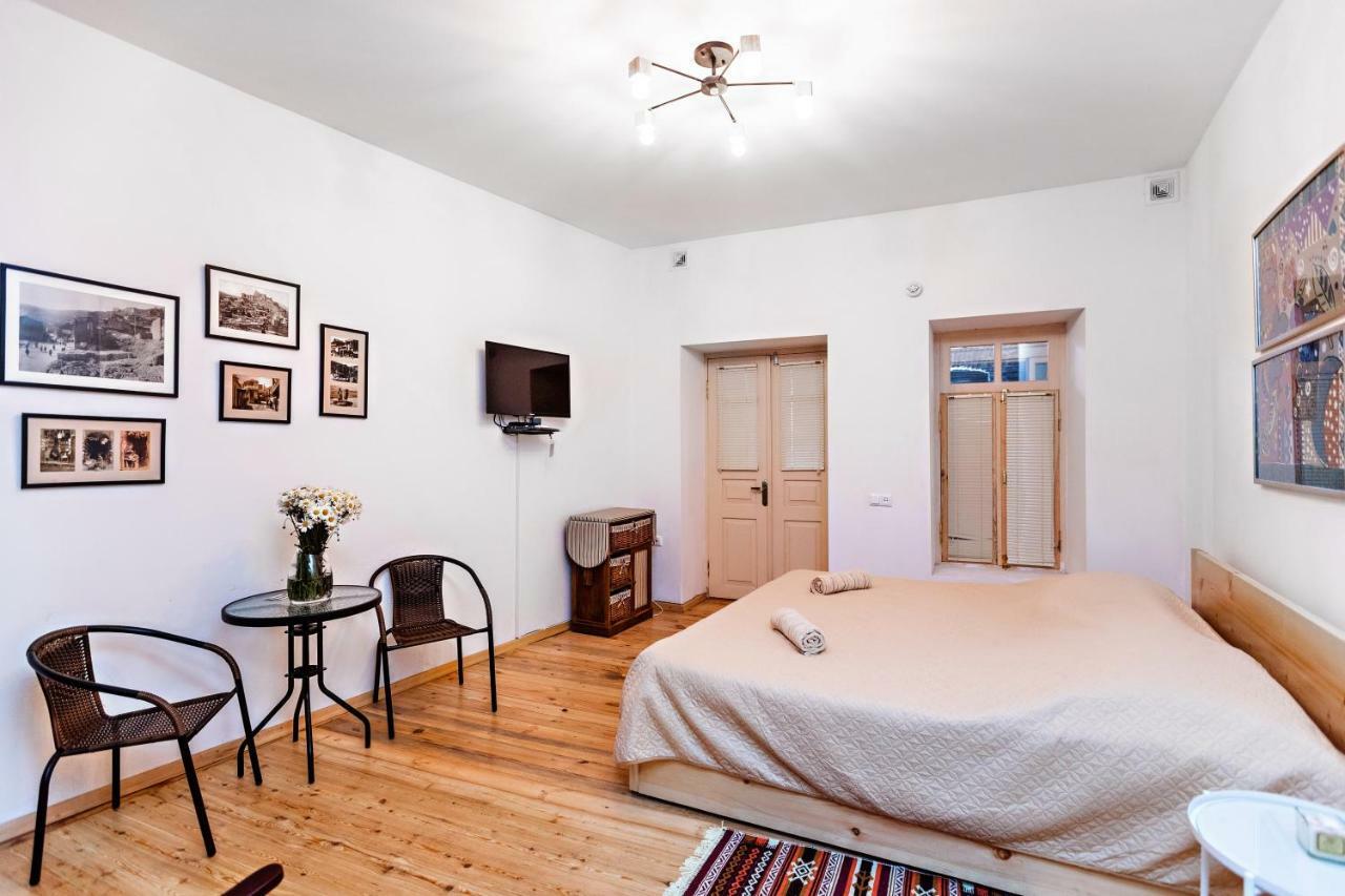 Nina' cozy apartment Tiflis Exterior foto